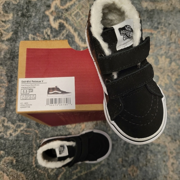 NEW Vans Kids Black High-Top Sneakers Size 5.5 - Picture 5 of 7